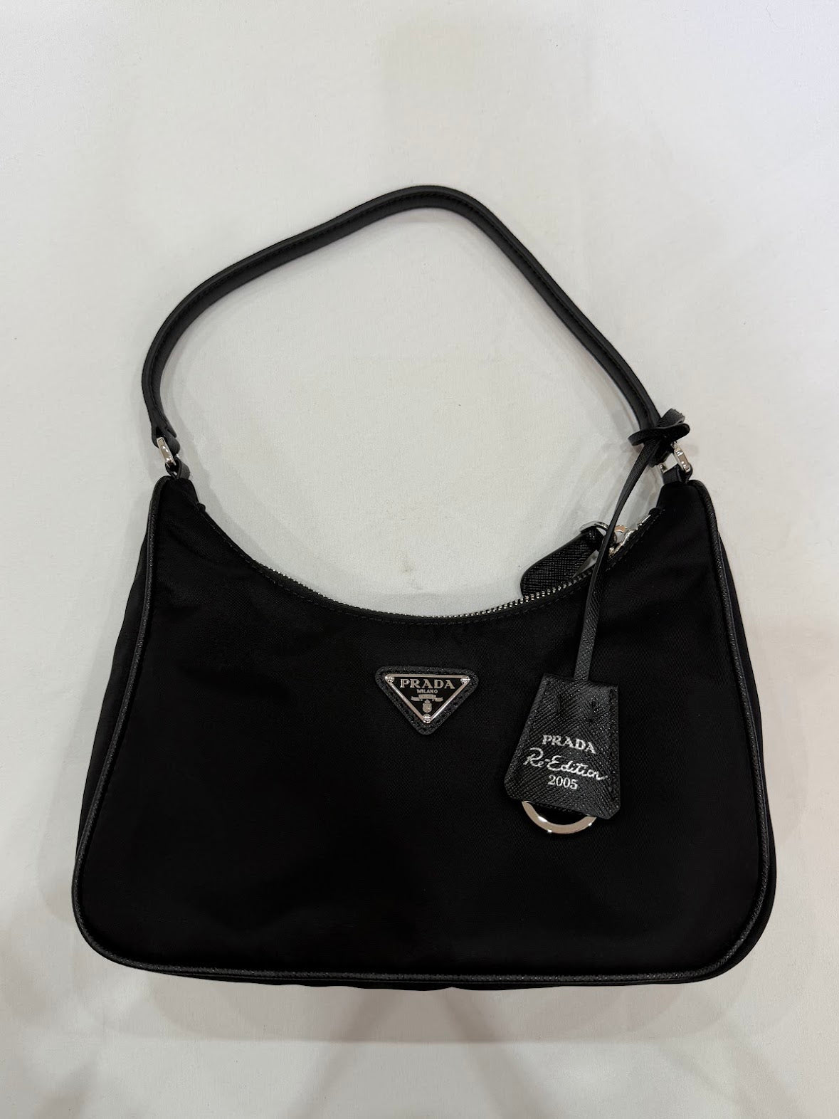 Prada Re-Edition 2005 Mini Borsa in Re-Nylon e Saffiano Nera