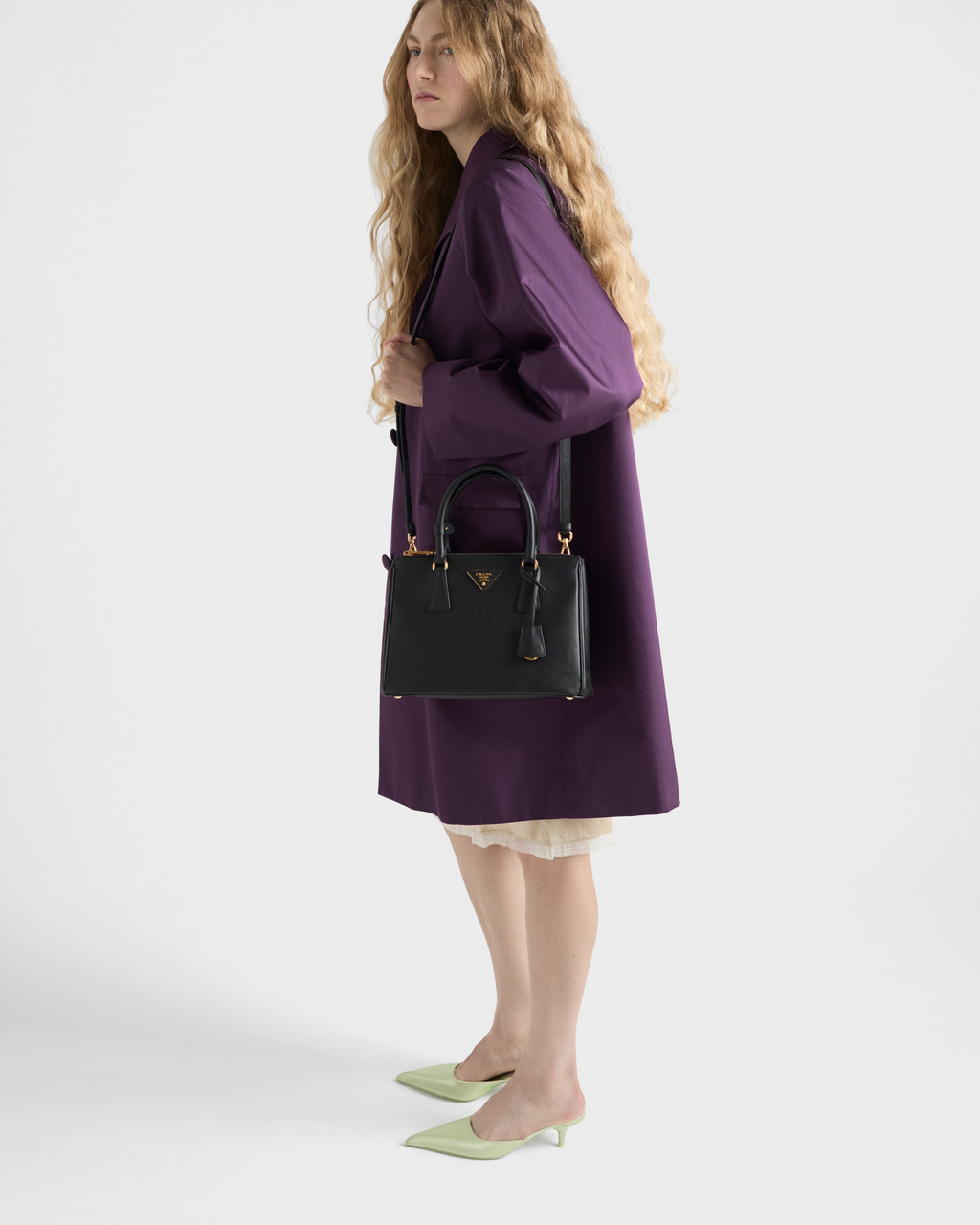 Prada Galleria Medium Borsa in Saffiano Nera — Hardware Oro