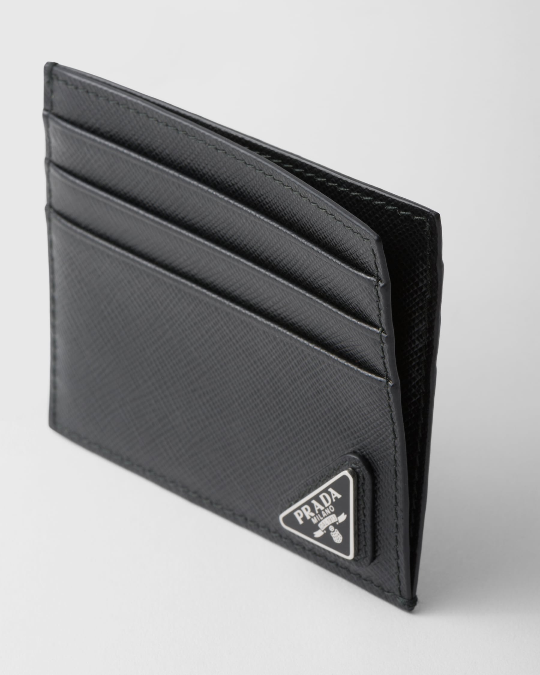 Portacarte Prada in Pelle Saffiano con Logo Triangolo Asimmetrico - Nero